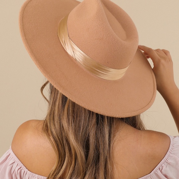 Brown/Tan Felt Fedora with Satin Band - Picture 1 of 3